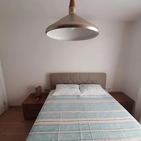 Alaçatı Köy ıçi Müstakil Havuzlu&bahçeli Lüx * Çeşme